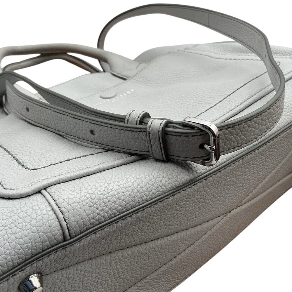 Marc Jacobs Empire City convertible leather tote bag in a shade of light grey - Picture 4 of 14